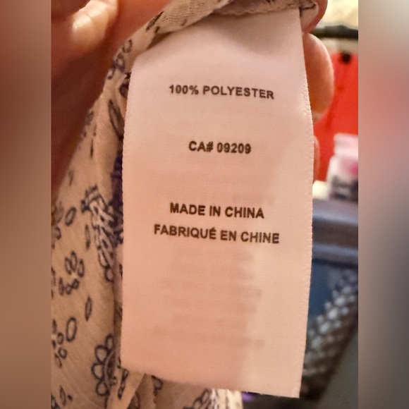 Cleo “petites” paisley long sleeve blouse - Picture 5 of 5